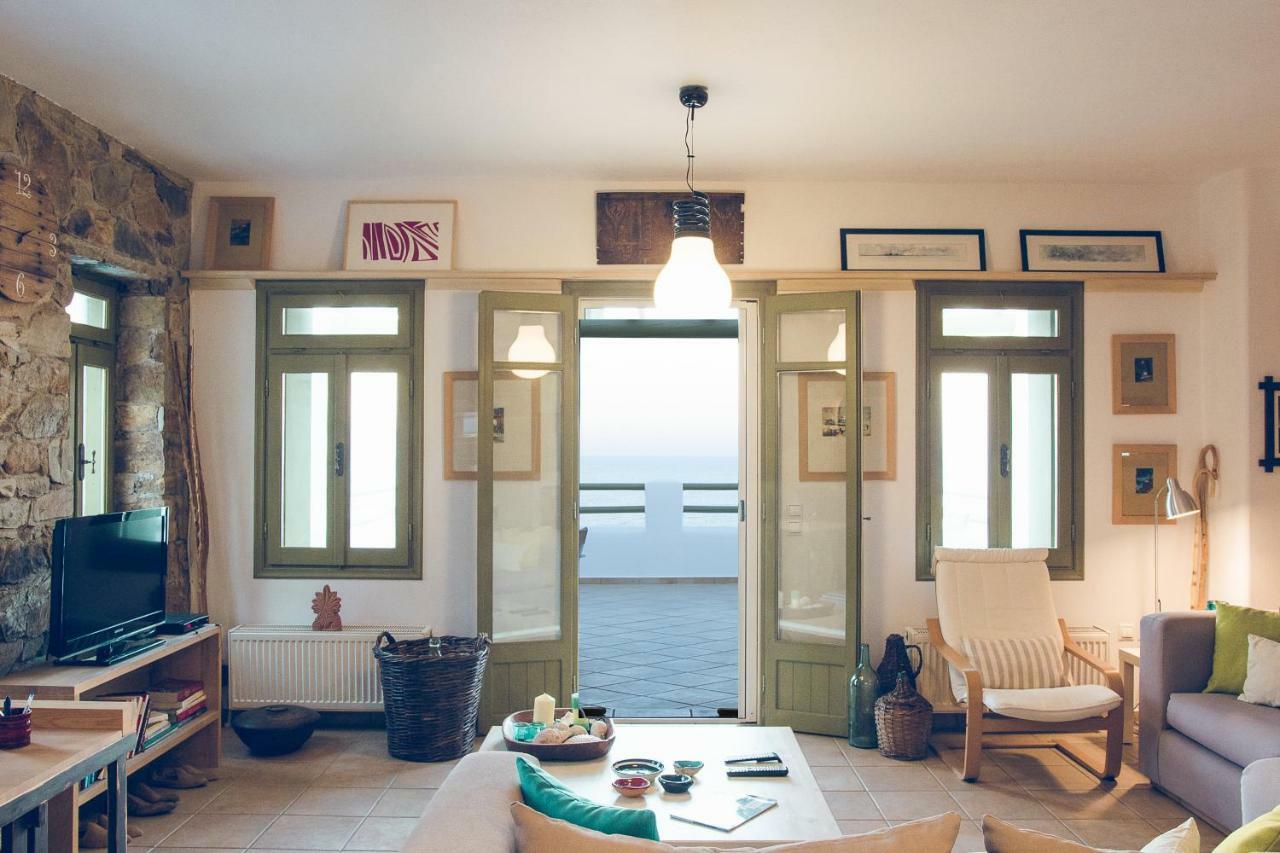 Plori House ξενώνας Σκύρος Εξωτερικό φωτογραφία